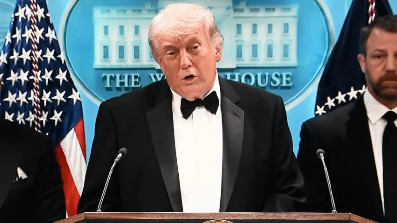 लाइव इंटरव्यू में एंकर पर भड़के ट्रंप, आखिर कौन सा था वह सवाल, जिसे सुनते ही ट्रंप को आ गया गुस्सा?