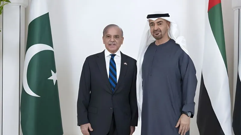 जंग के हालात के बीच UAE ने पाकिस्तान को याद दिलाई उसकी औकात, शहबाज सरकार से मांग लिए अपने 2 अरब डॉलर