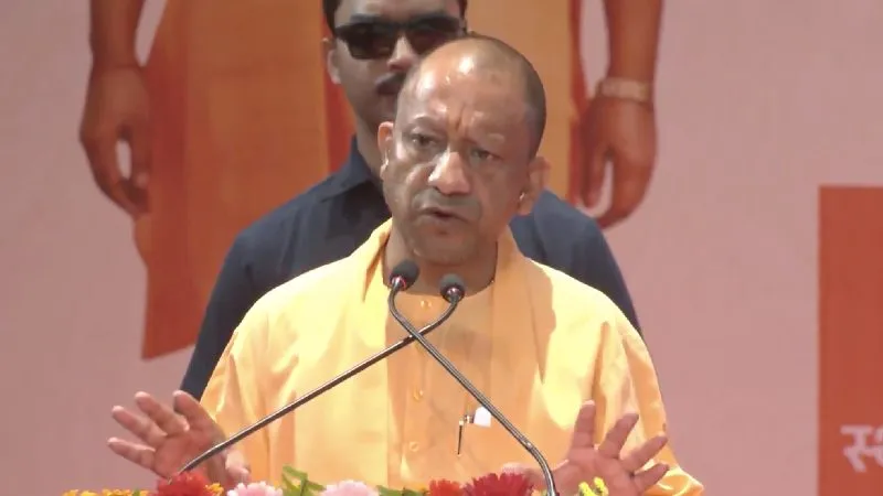 936 हेड ऑपरेटरों को नियुक्ति पत्र देंगे CM योगी आदित्यनाथ, पुलिस दूरसंचार विभाग को मिलेगी तकनीकी मजबूती