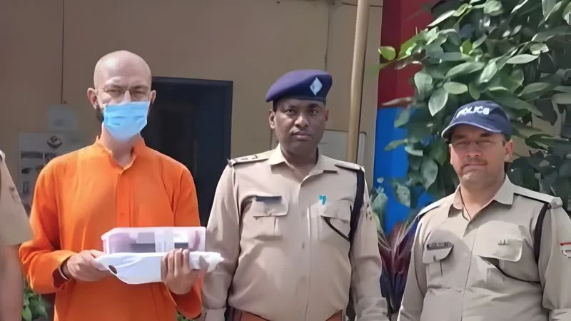 साधु के भेष में बांग्लादेशी गिरफ्तार… ‘ऑपरेशन प्रहार’ में उत्तराखंड पुलिस को मिली बड़ी सफलता, नेपाल के रास्ते भारत आया था