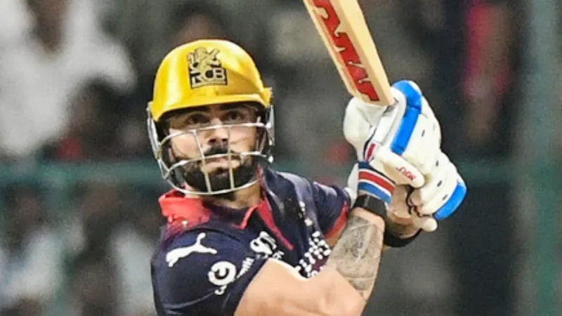 IPL 2026: जब दिल्ली ने विराट कोहली की जगह चुना गेंदबाज़, वीरेंद्र सहवाग ने किया बड़ा खुलासा