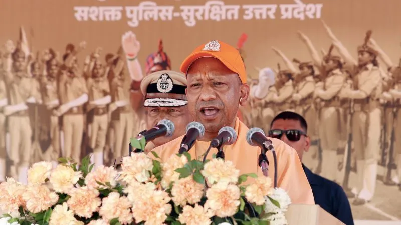 CM योगी ने 60,244 आरक्षियों को दी नई दिशा, कहा-प्रशिक्षण में पसीना बहाओ, भविष्य सुरक्षित होगा’