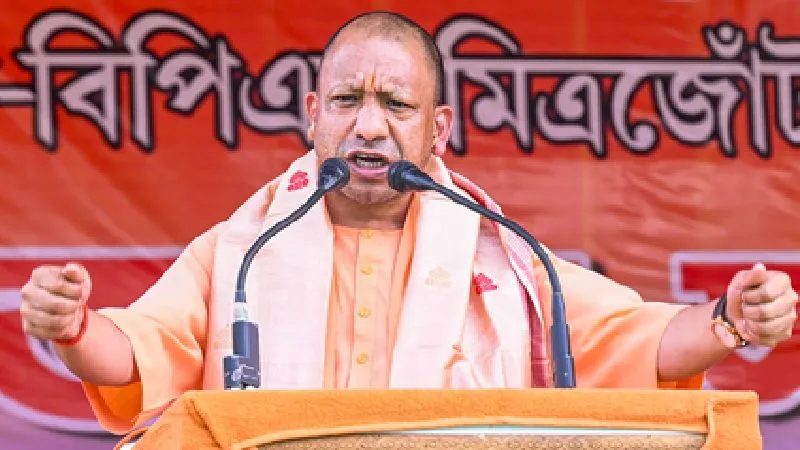 सीएम योगी ने कांग्रेस पर किया हमला, असमवासियों को दिया सुरक्षा और विकास का भरोसा