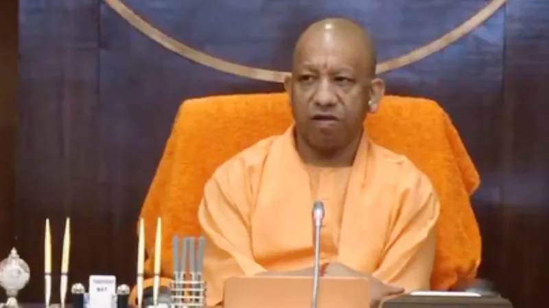 योगी कैबिनेट की अहम बैठक, 22 प्रस्तावों को मंजूरी, शिक्षामित्रों को बड़ी सौगात