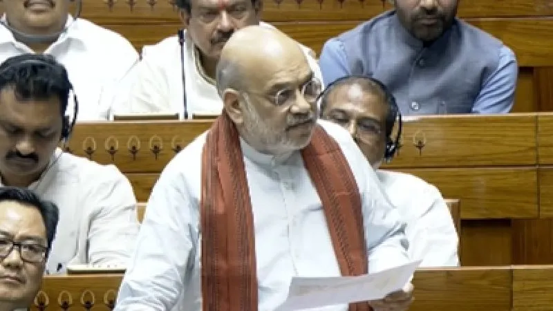 महिला आरक्षण बिल गिरने पर अमित शाह का विपक्ष पर हमला, कहा-नारी शक्ति का अपमान