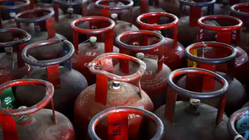 गैस कनेक्शन के साथ मिलती है ₹50 लाख तक की सुरक्षा, जानिए क्या-क्या होता है कवर