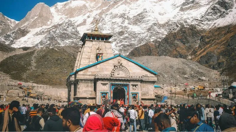 हेलीकॉप्टर से केदारनाथ जाना हुआ महंगा, हेली सेवा के नए रेट जारी, जानें कब शुरू होगी टिकट बुकिंग