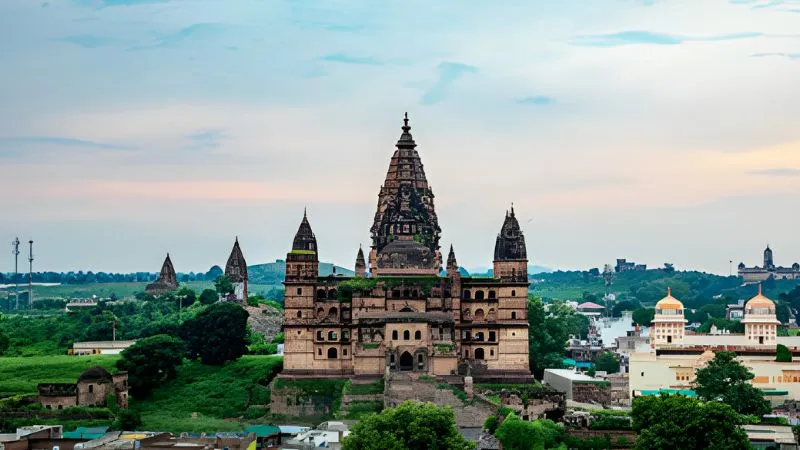 कहां है भगवान विष्णु ये भव्य मंदिर, सबसे ऊंचे शिखर वाले देवालय के निर्माण के पीछे है भक्ति से भरी अद्भुत कथा