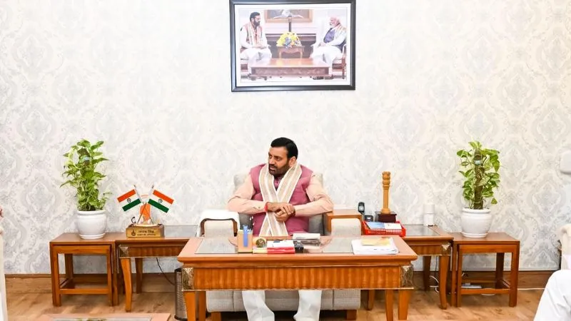 हरियाणा की सैनी सरकार का बड़ा ऐलान, तहसीलदार और DRO अब 2017 के नियमों से बनेंगे HCS अधिकारी