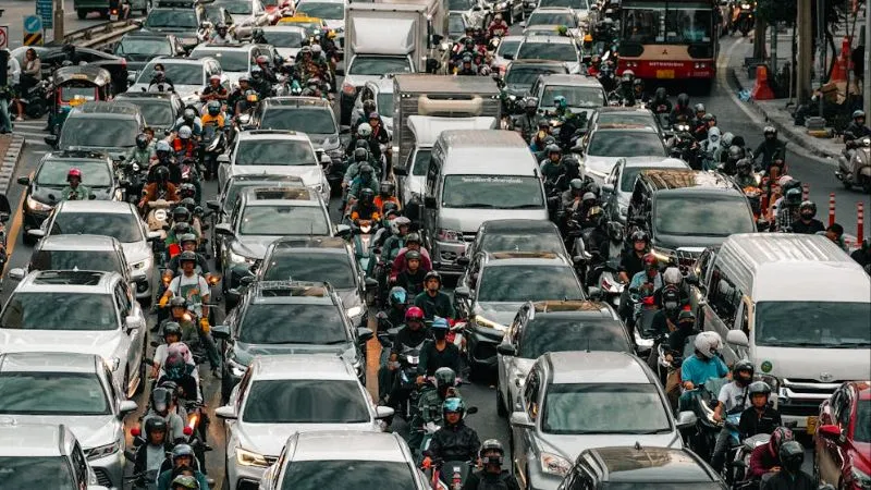 दिल्ली में EV खरीदने वालों के लिए गुड न्यूज, कार-बाइक -ऑटो कुछ भी खरीदिए, होगा लाखों का फायदा, ईवी पॉलिसी ड्राफ्ट जारी