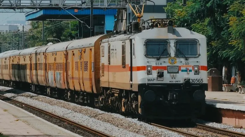 रेलवे का नया नियम लागू, UDID कार्ड धारक अब कर सकेंगे अनारक्षित कोच में यात्रा