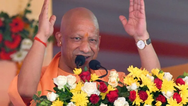 योगी सरकार में पर्यटन को नई उड़ान, यूपी बना आस्था और विकास का केंद्र