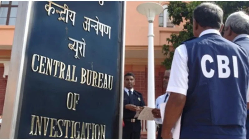NEET पेपर लीक मामले में CBI की बड़ी कार्रवाई, महिला लेक्चरर मनीषा गुरुनाथ को दबोचा; अब तक 9 लोग गिरफ्तार