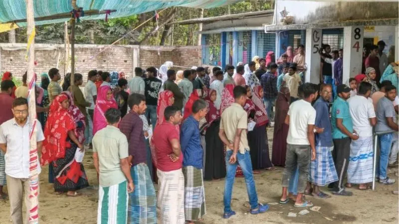 वोट डालने जाओगे तो घर जला देंगे… बंगाल री-पोलिंग के दौरान TMC वर्कर्स पर मतदाताओं को धमकाने का आरोप, भारी सुरक्षा बल तैनात