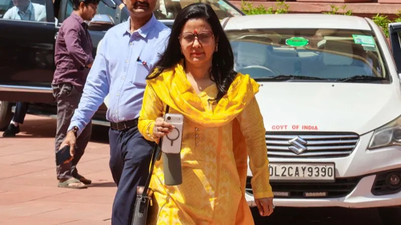 क्या बंगाल को सच में BJP चाहिए थी? हार के बाद ‘अज्ञातवास’ में गईं TMC सांसद महुआ मोइत्रा ने खोल दिए सारे राज!