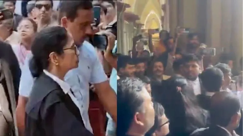 काला कोट पहनकर कलकत्ता हाईकोर्ट पहुंची ममता बनर्जी, बाहर आते ही गूंजने लगे ‘चोर-चोर’ के नारे