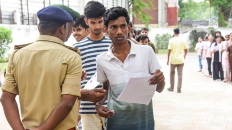 NEET UG Exam Cancelled: नीट यूजी परीक्षा रद्द, CBI करेगी जांच, जानें कब होगा नई एग्जाम डेट का ऐलान