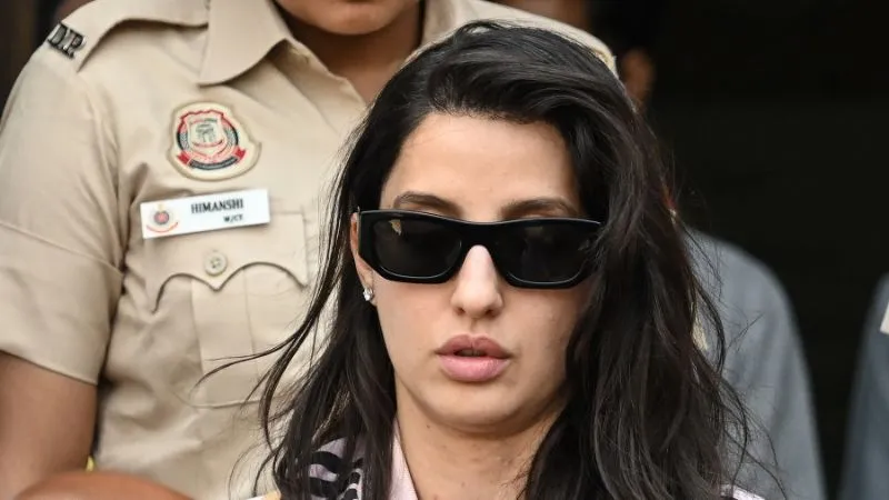 ‘अब नहीं करूंगी आइटम सॉन्ग…’, ‘सरके चुनर’ विवाद के बाद नोरा फतेही ने पकड़े कान, महिला आयोग से मांगी माफी