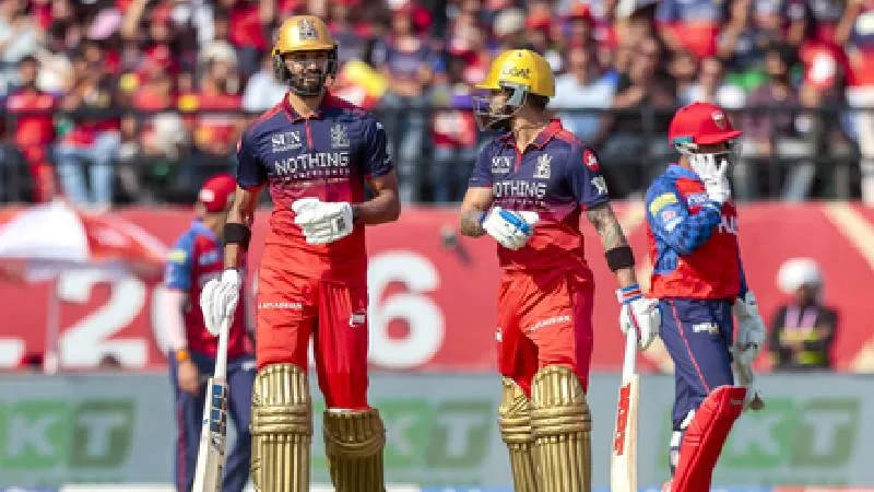 RCB vs GT Qualifier 1: कोहली से टिम डेविड तक, ये 5 खिलाड़ी गुजरात के लिए बन सकते हैं सबसे बड़ा खतरा
