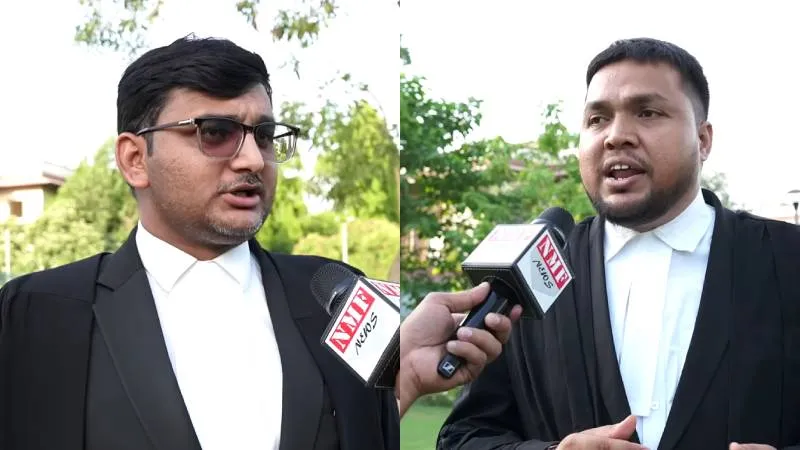 सड़क पर नमाज सही या गलत… Yogi के आदेश पर Supreme Court के वकीलों की दहाड़ सुनिये!