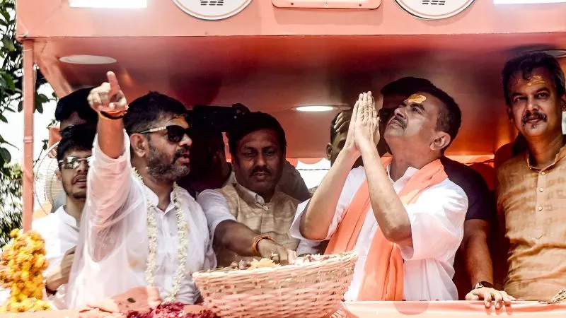 सुवेंदु अधिकारी होंगे पश्चिम बंगाल के मुख्यमंत्री, शाह ने किया ऐलान, कल 11 बजे शपथ ग्रहण
