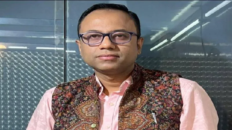 TMC को बड़ा झटका, अरूप चक्रवर्ती और शांतनु सेन ने छोड़ा पद