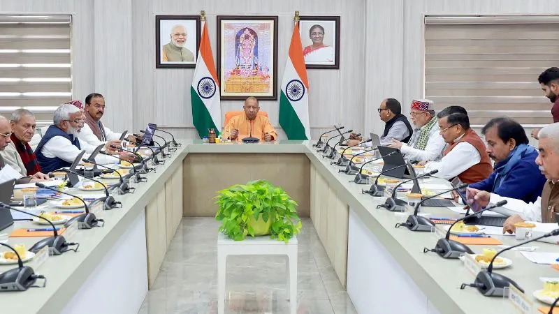 योगी कैबिनेट का बड़ा फैसला, मेट्रो विस्तार, OBC आयोगी सहित इन 12 प्रस्तावों को दी हरी झंडी