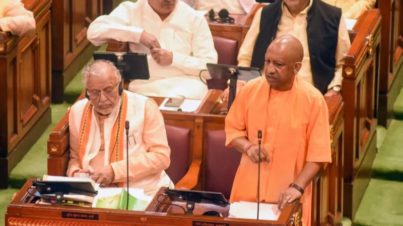 योगी सरकार का बड़ा फैसला, बाढ़ नियंत्रण की पुरानी तकनीक को कहा अलविदा, अब करोड़ों की होगी बचत