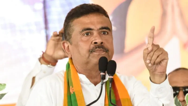 ममता बनर्जी के घर के बाहर लगे 'जय श्री राम' के नारे... शुभेंदु अधिकारी ने प्रचंड जीत पर सभी सनातनियों का किया शुक्रिया, भवानीपुर में चल रहा कड़ा मुकाबला