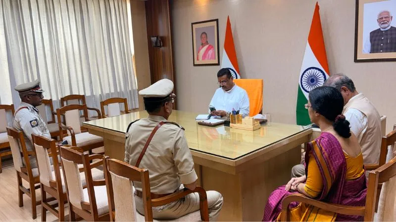 बंगाल में नई भाजपा सरकार का बड़ा एक्शन, सड़क पर नमाज और बेवजह जाम पर रोक, पुलिस को मिले सख्त निर्देश