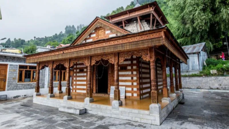 कहां है भगवान राम के गुरु महर्षि वशिष्ठ का पवित्र मंदिर, जहां 'औषधीय कुंड' में स्नान करने से दूर होते हैं रोग