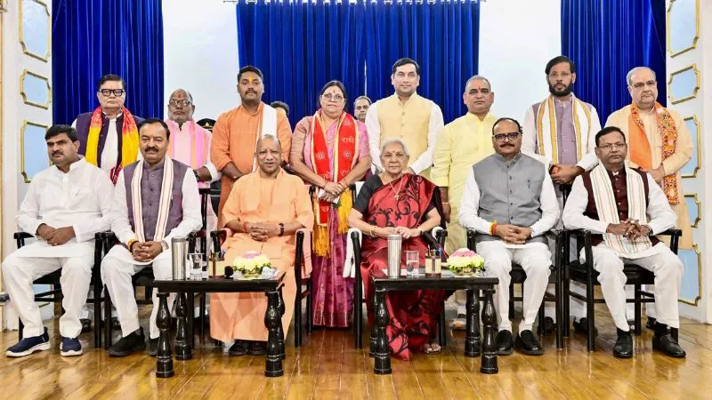 यूपी चुनाव से ठीक पहले मंत्रिमंडल में फेरबदल, BJP ने पश्चिम से लेकर पूर्वांचल तक सामाजिक संतुलन का दिया संदेश
