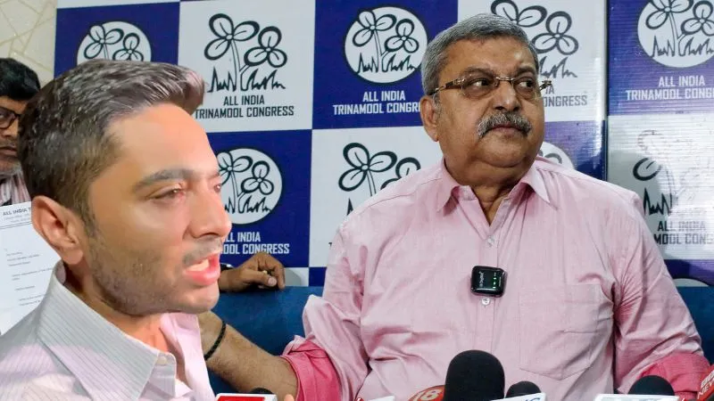 जिनके नाम पर ‘दीदी’ को धर्म संकट में डाला, उन्हीं को अब बता दिया अपना बेटा, कल्याण बनर्जी ने क्यों बदले सुर?
