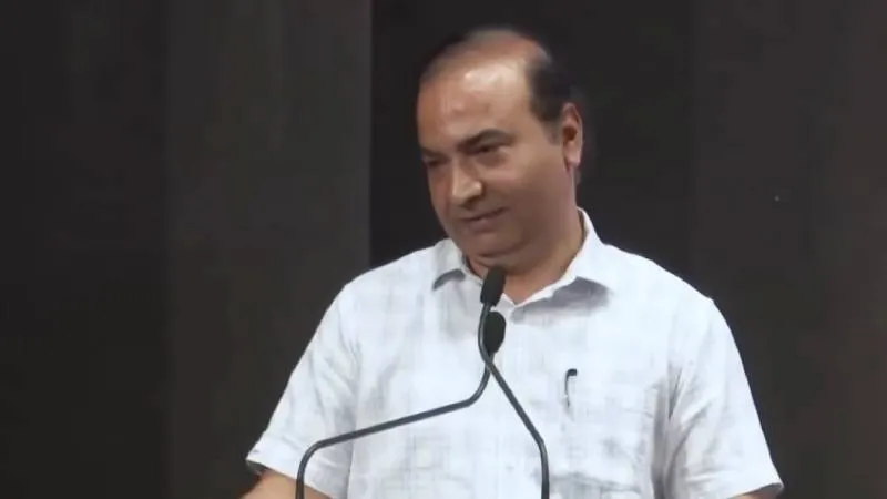 बात सनातन धर्म की थी… Supreme Court में हनुमान चालीसा और शिव पुराण लेकर गये वकील, फिर क्या हुआ!