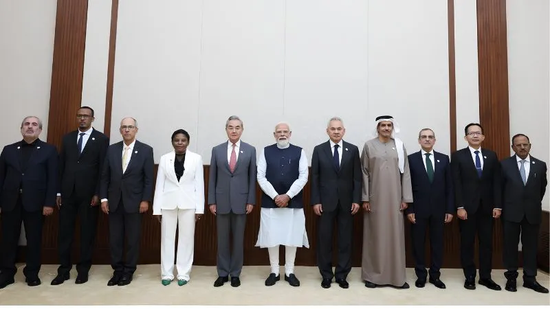 PM मोदी ने BRICS देशों को क्यों किया अलर्ट? आतंकवाद से लेकर साइबर वॉर तक खुलकर रखी बात