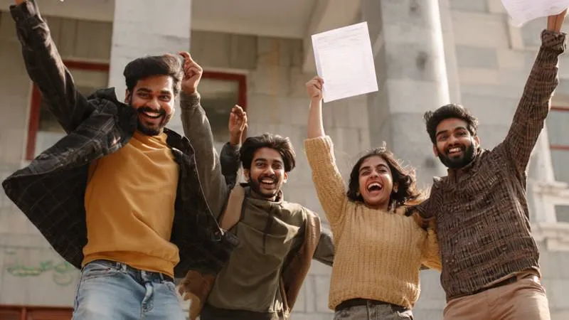 UP B.Ed प्रवेश परीक्षा 2026 का रिजल्ट जारी, वंदना सिंह बनीं टॉपर, उच्च शिक्षा मंत्री ने वीडियो कॉल पर की बात