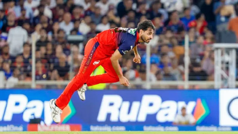 IPL 2026 में धमाल मचाने के बाद भी भुवनेश्वर की टीम इंडिया में वापसी मुश्किल, आकाश चोपड़ा ने बताई वजह