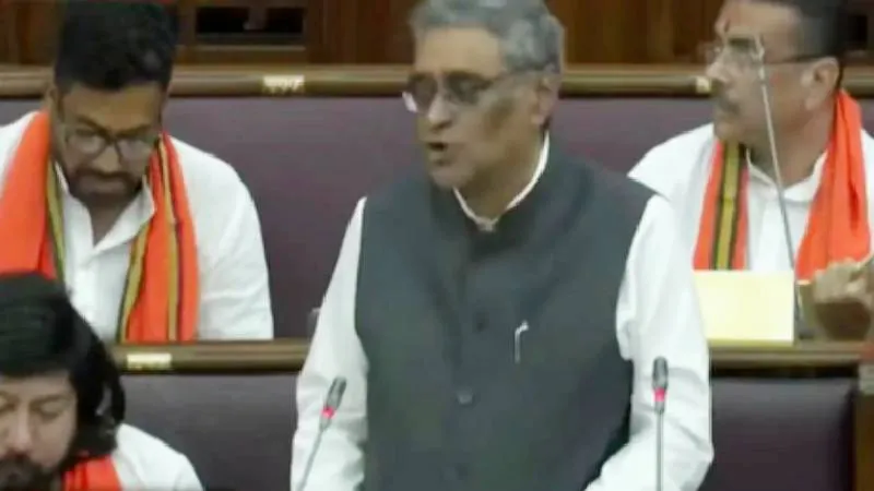 बेरोजगारों को हर महीने ₹3000, एक लाख नौकरियां, DA में 20% की बढ़ोतरी... बंगाल में सुवेंदु सरकार ने अपने पहले बजट में दीं बड़ी सौगातें