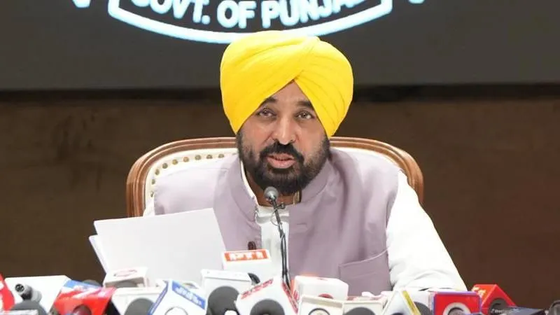 पंजाब के सरपंचों को मान सरकार का बड़ा तोहफा, 15 अगस्त से खातों में आएंगे 10 हजार रुपए