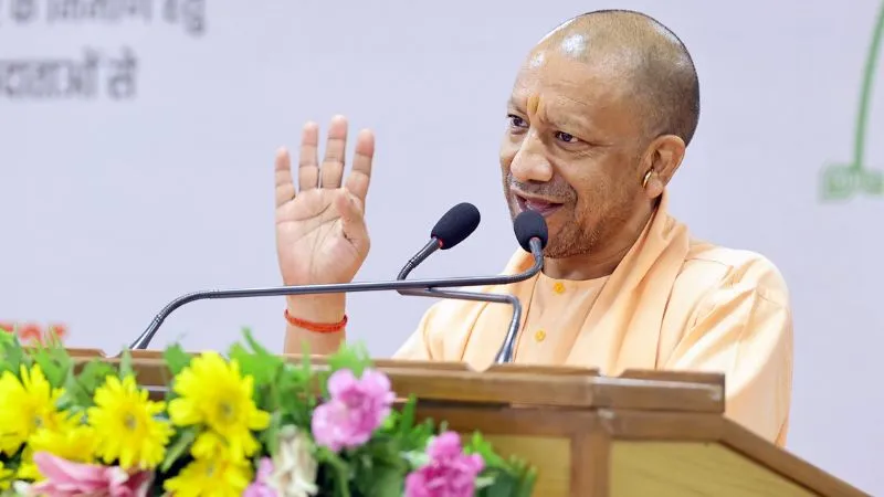 'जिस पुलिस की जमीन पर था माफिया का कब्जा, उसे कराया खाली, बनाया स्टेट फॉरेंसिक इंस्टीट्यूट...', 'त्रिवेणी' डायलॉग में बोले CM योगी
