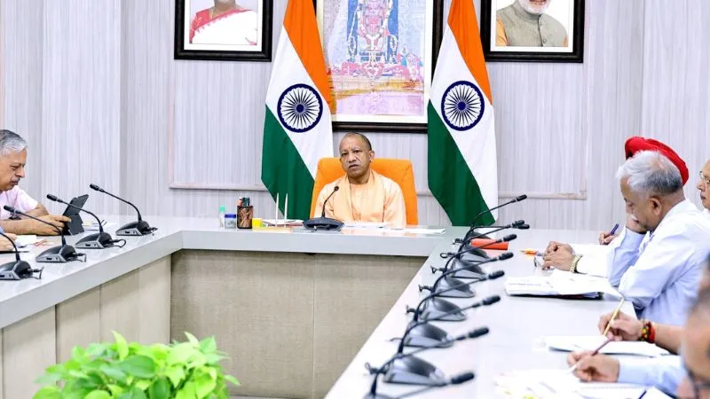 CM योगी ने जनसुरक्षा विभाग की समीक्षा, आपदा से पहले तैयारी और तुरंत एक्शन के निर्देश