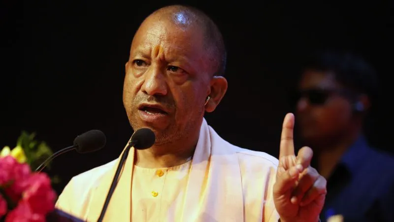 योगी सरकार की जीरो टॉलरेंस नीति का असर, भ्रष्टाचार-फर्जीवाड़े के मामले में दो कंपनियों की रोकी गई नीलामी, केस दर्ज, जमीन भी ली वापस