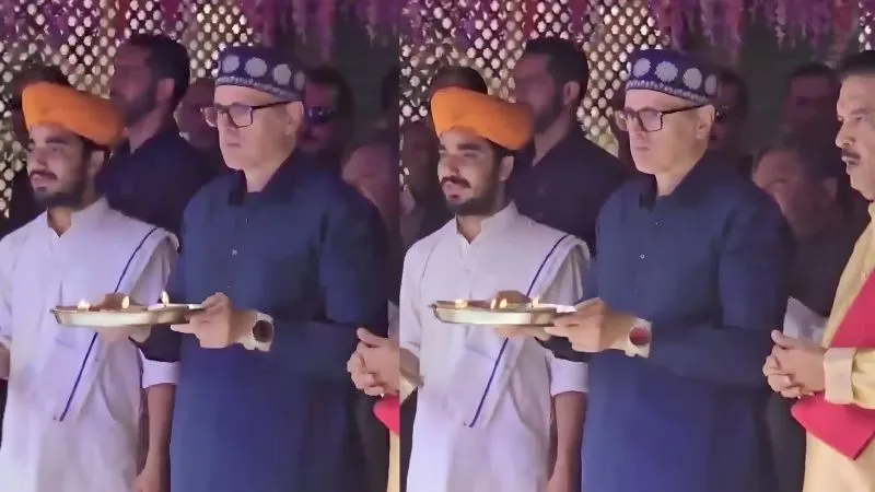 CM उमर अब्दुल्ला पर चढ़ा सनातन का रंग, खीर भवानी मंदिर में की पूजा-अर्चना, देखें Video