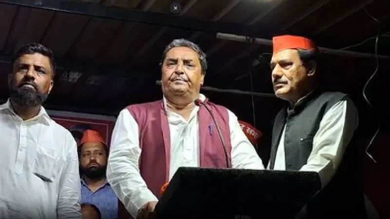 'बहुसंख्यक आवाम जहरीली हुई', सपा सांसद जावेद अली ने दिया विवादित बयान
