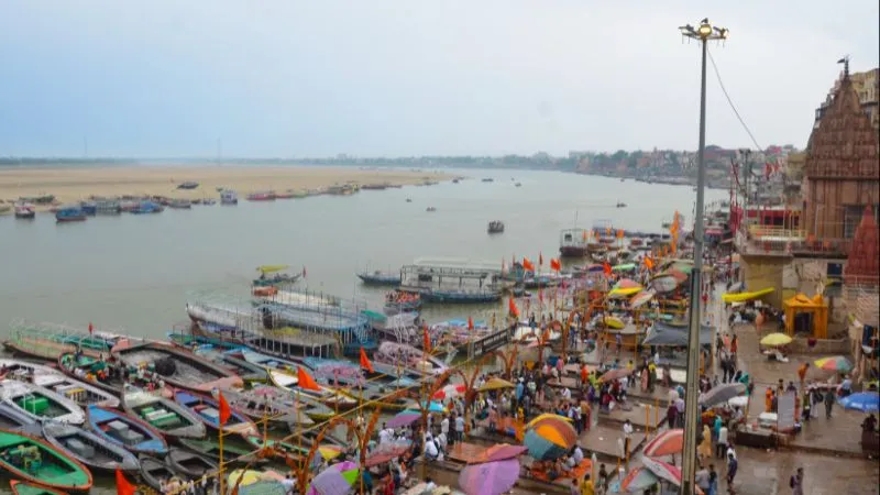 काशी में अब नहीं मिलेगा मीट-मांस मछली… शहर से बाहर शिफ्ट होंगी दुकानें, जानें, क्या है प्रशासन का नया प्लान