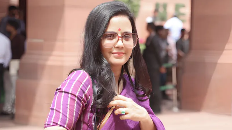 'बेशर्म लोग दोनों तरफ से फायदा चाहते हैं', महुआ मोइत्रा ने NCPI का उड़ाया मजाक, काकोली घोष दस्तीदार ने किया पलटवार