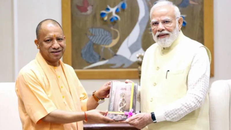 पीएम मोदी बने सबसे लंबे समय तक सेवा देने वाले निर्वाचित प्रधानमंत्री, सीएम योगी ने दी बधाई