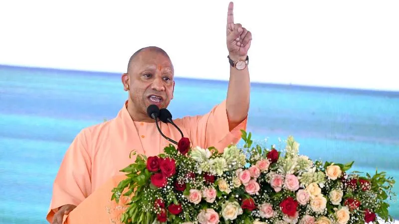 आरटीओ के चक्कर कम हुए, योगी सरकार ने परिवहन सेवाओं को बनाया स्मार्ट और ऑनलाइन