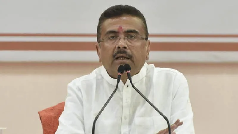 सुवेंदु अधिकारी की मौजूदगी में TMC बागी गुट की बड़ी बैठक, स्पीकर से मुलाकात से पहले बनेगी रणनीति