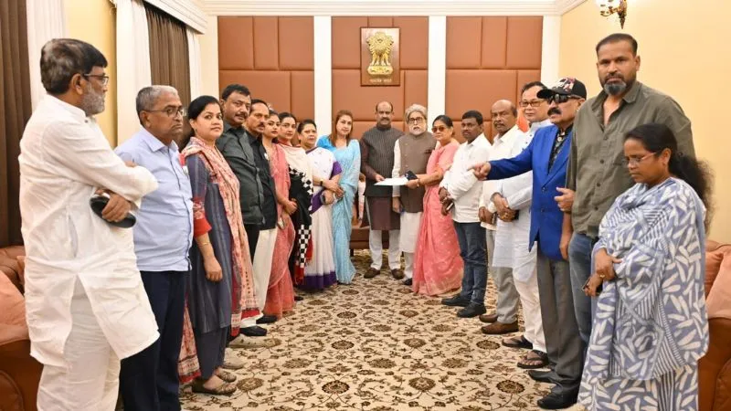 क्या बागी गुट ने छोड़ दिया असली TMC होने का दावा? 3 साल पुरानी, जमीन पर खत्म NCPI में विलय के पीछे का असली खेल समझिए!